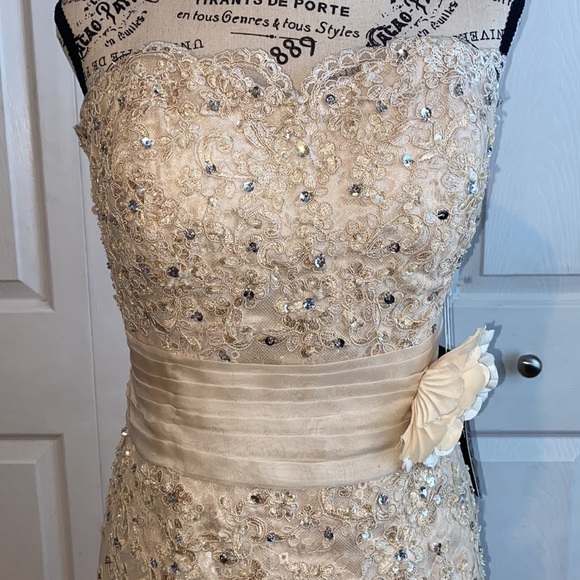 Izilady dress with jacket - Picture 2 of 16